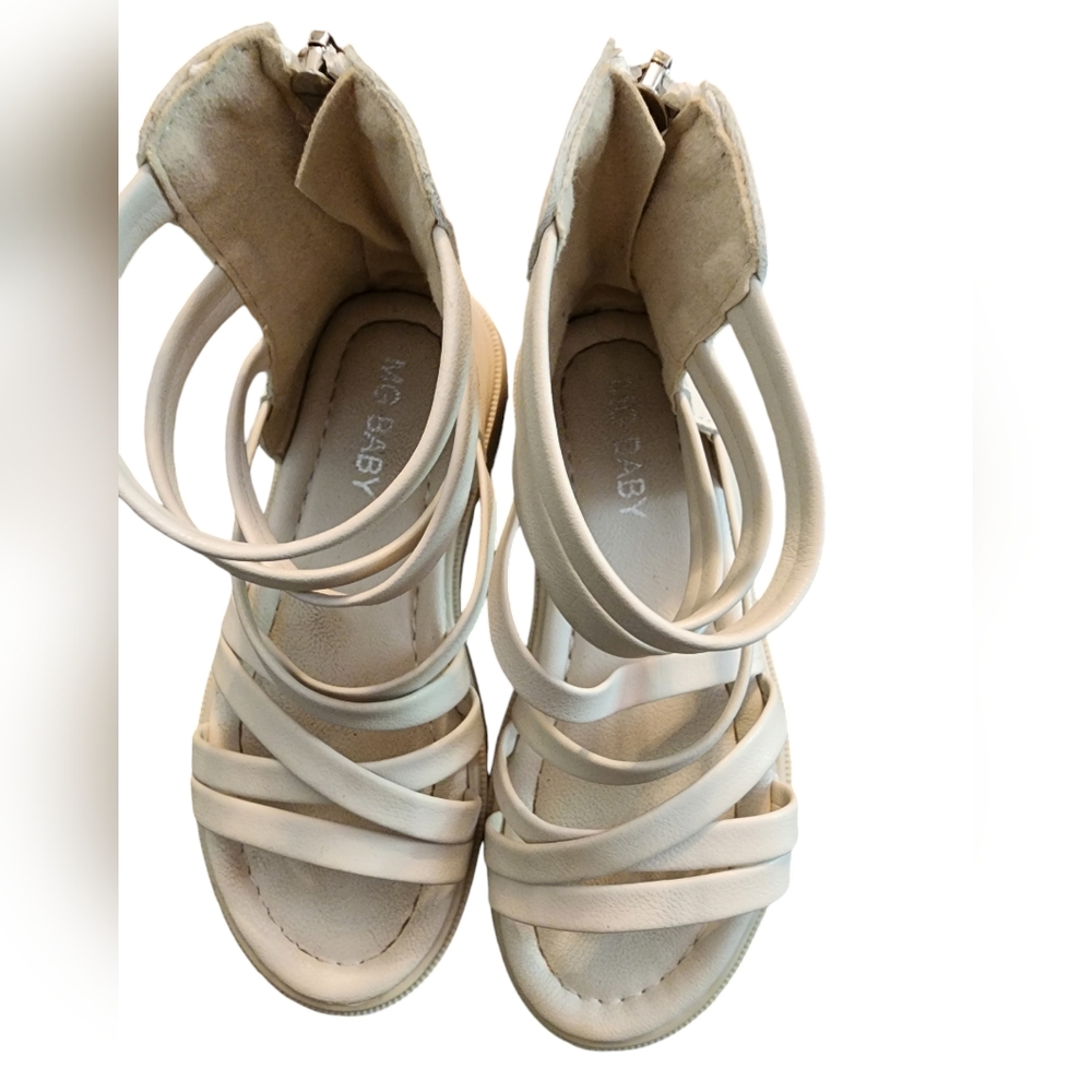 MG Baby, White, Sz US 12.5/EUR 30